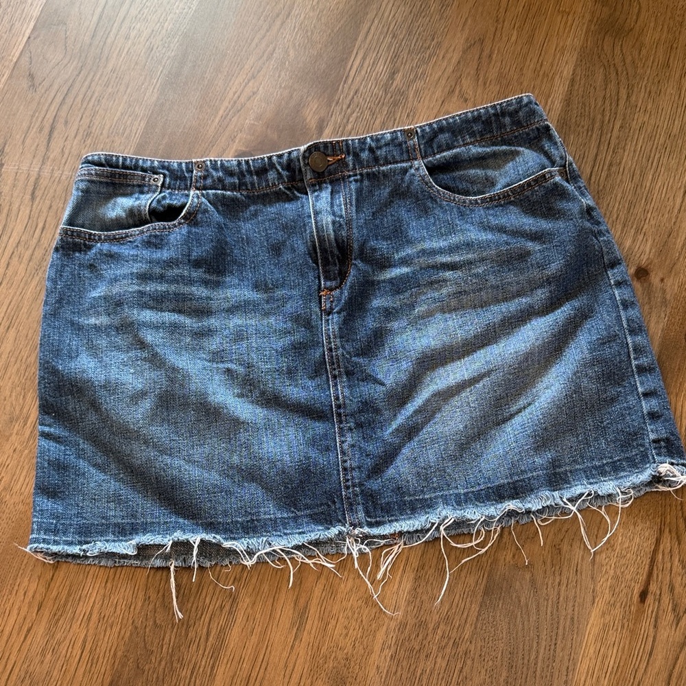 Express Jeans Woman's Blue Jean Skirt 11/12